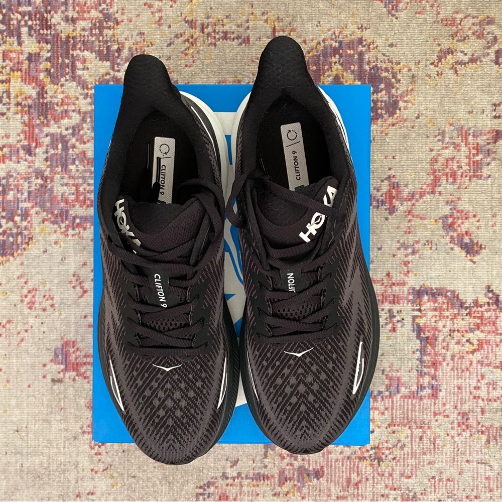 Hoka Clifton 9
